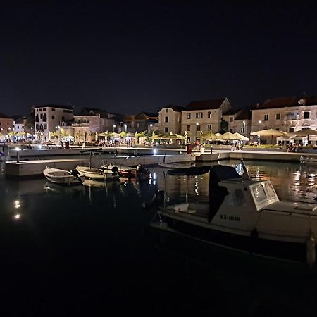 Apartment Aurora Kastela Bagian luar foto