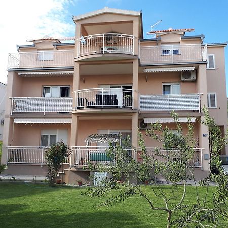 Apartment Aurora Kastela Bagian luar foto