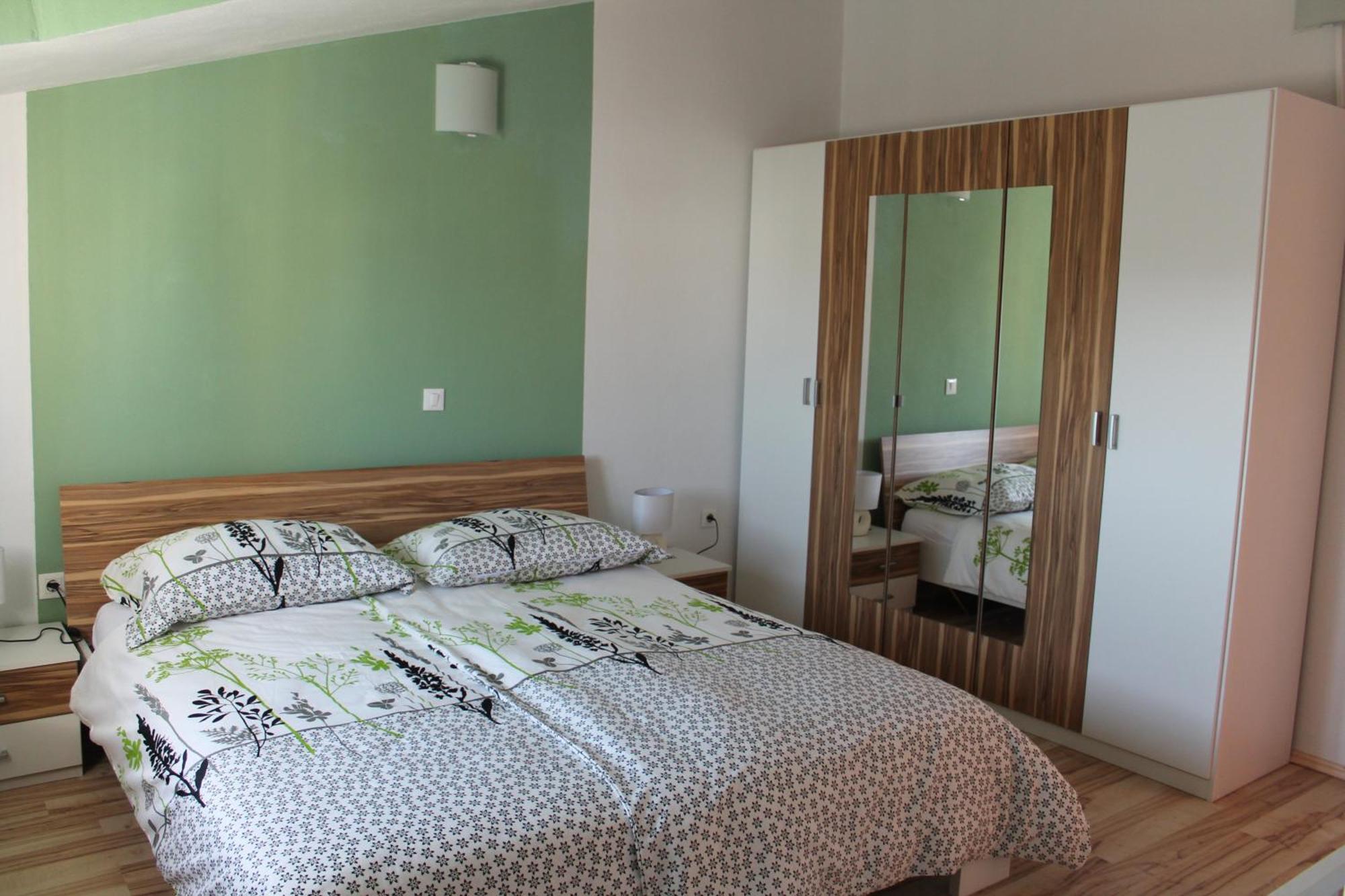 Apartment Aurora Kastela Bagian luar foto