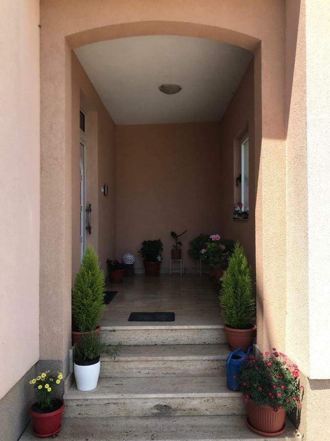 Apartment Aurora Kastela Bagian luar foto